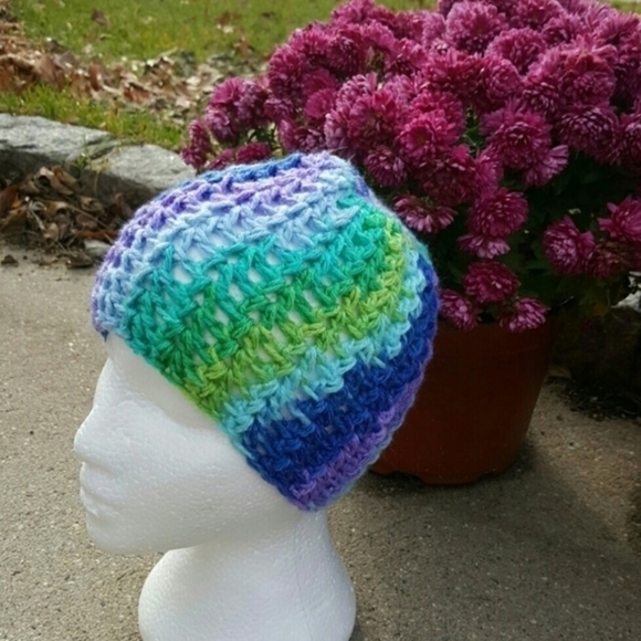 Handmade Tonal Crochet Skull Cap - Picture 3 of 5